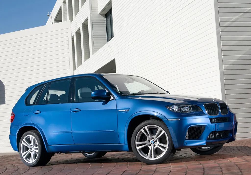 不被大众熟知的千万级豪车,动力比较强的豪车