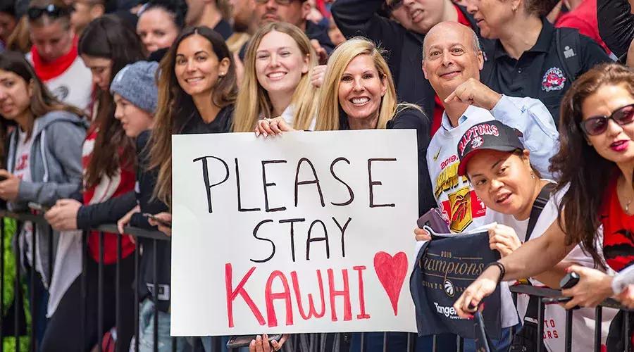 莱昂纳德加盟猛龙趣事 (杨毅谈莱昂纳德乔治对塔图姆)