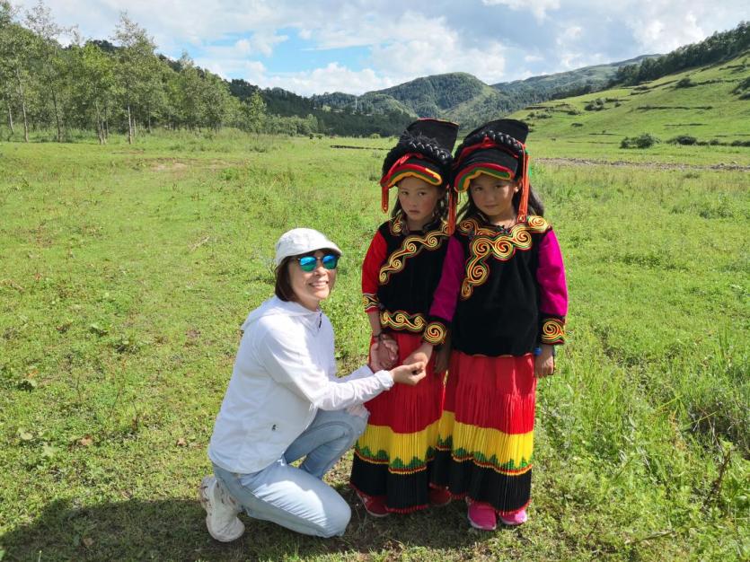 凉山乡遁商贸有限公司董事长马玲