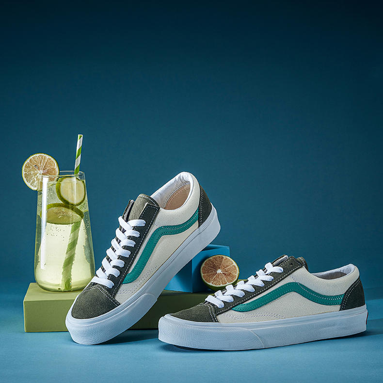 vans卖面包鞋,vans买大一点好吗