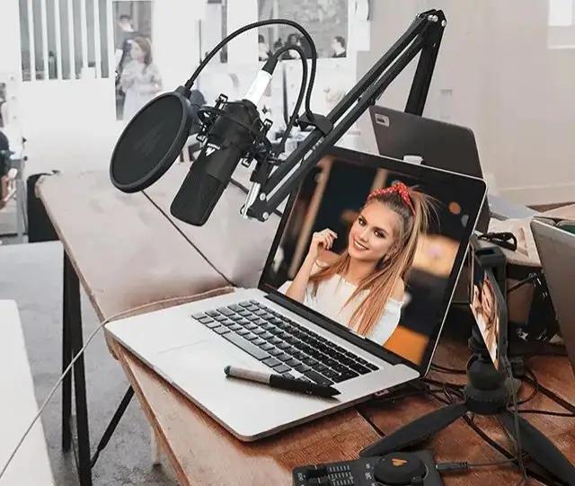 宝藏单品，能唱歌能聊天，直播间话筒就选它