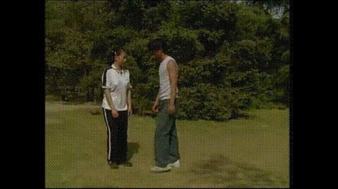 被人掐住脖子格斗防身术,格斗术侧击插喉