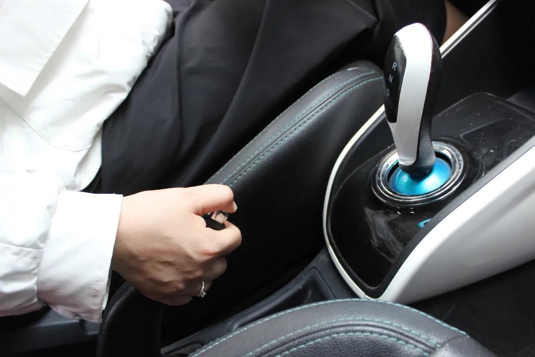 车主说纯电汽车缺点,江淮电动汽车能用几年