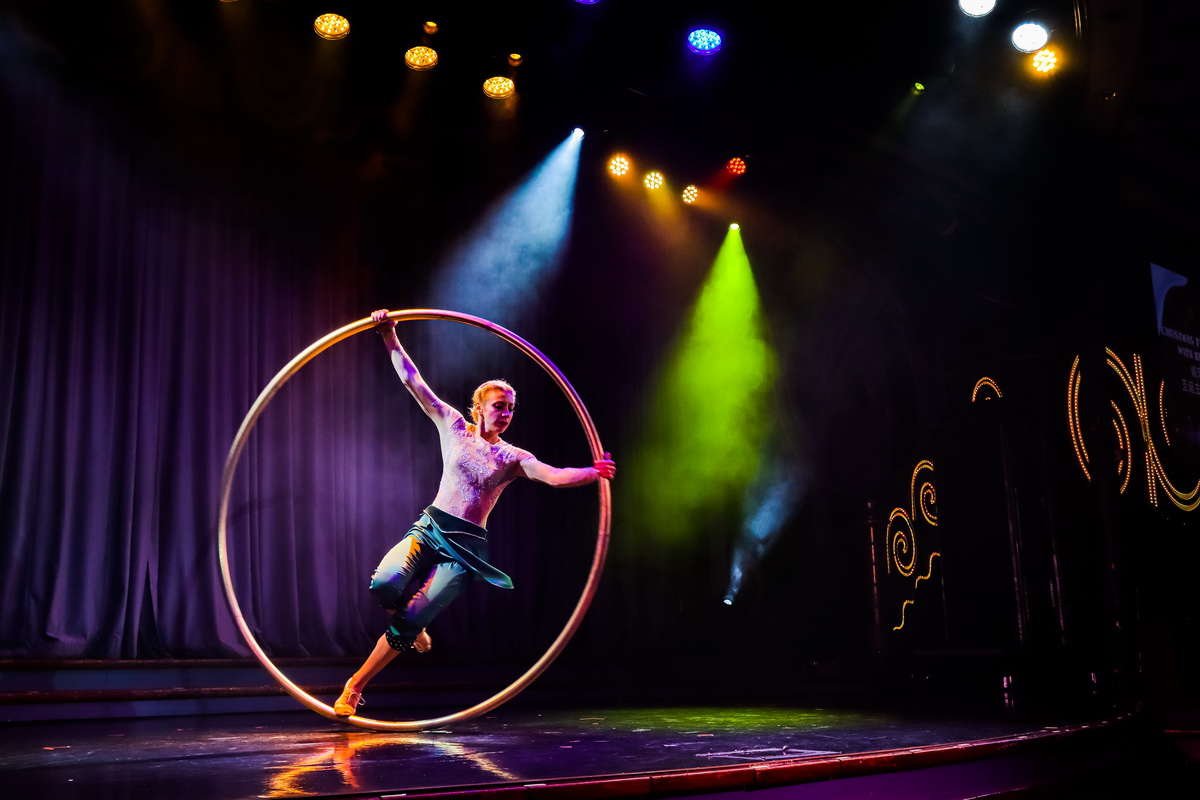 eosm6二代参数,轻巧机身