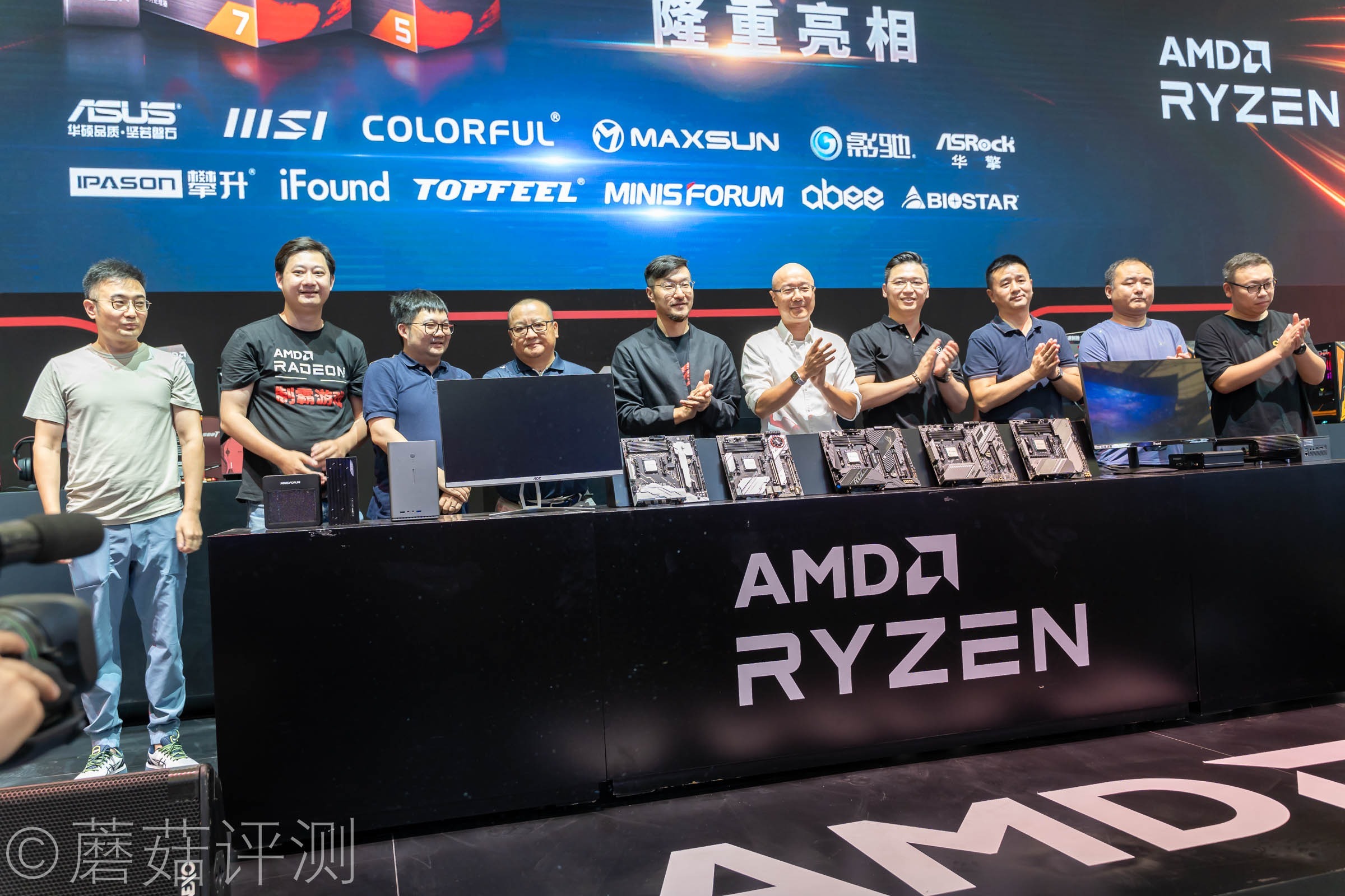 又有啥好玩的？蘑菇带你逛ChinaJoy2021，硬件、车和漂亮的小姐姐