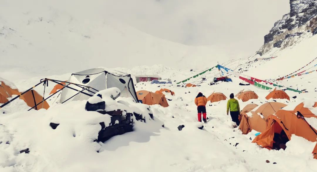 珠峰的感人故事,中国移动5g登顶珠峰对我们的影响