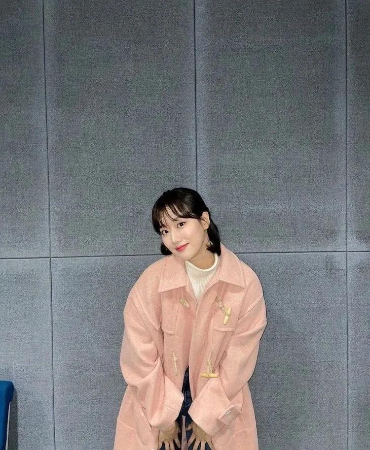 倪妮高马尾走秀,倪妮民国学生装