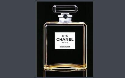香奈儿5号闻不见香水味,香奈儿5号经典是淡香吗
