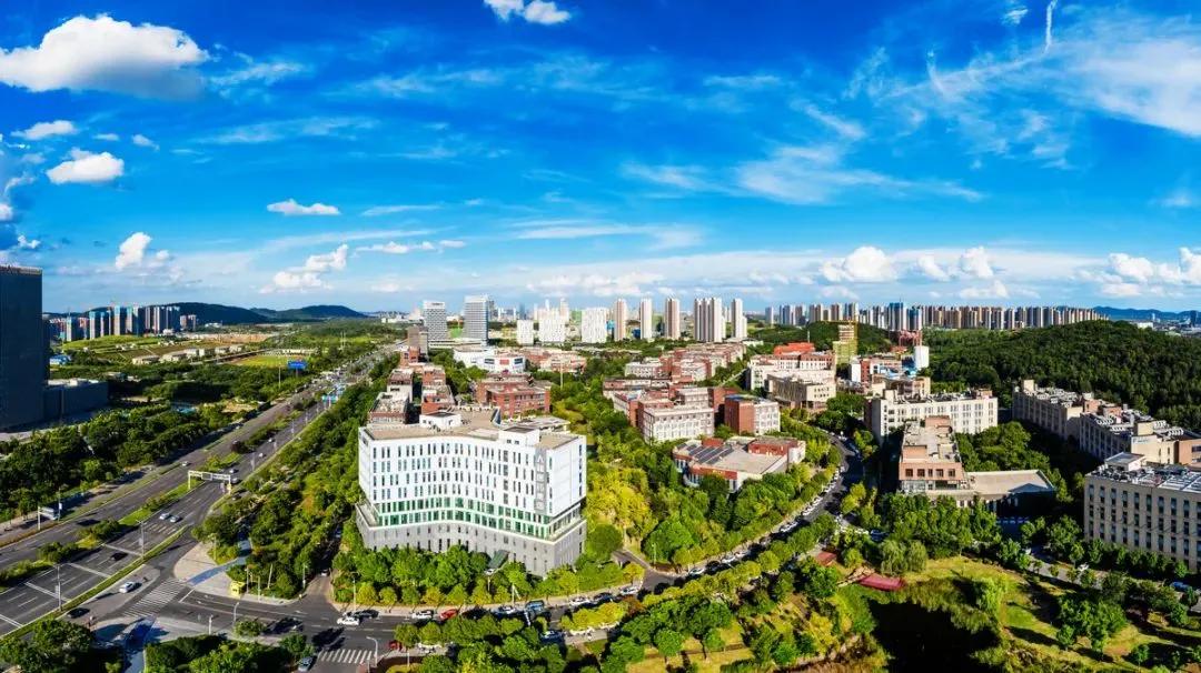 在你心中世界是什么颜色的,在你心中是什么样子的