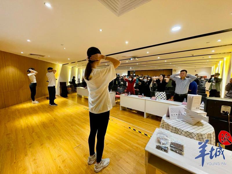 肾虚女人老得快八招补肾越补越美,肾虚腰酸背痛用什么草药治疗好