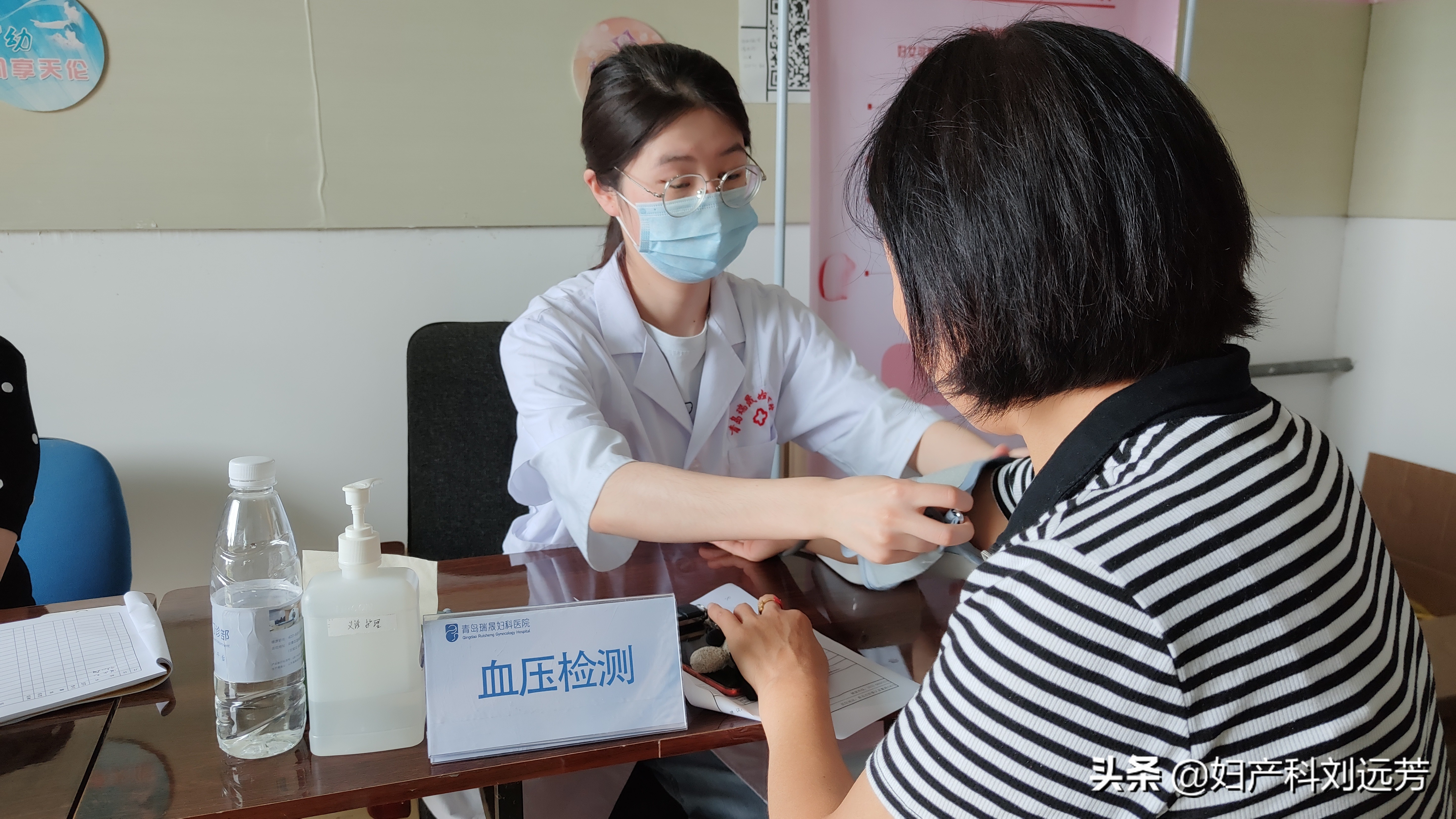 下身总是长脓包容易成宫颈癌吗,老太长痘