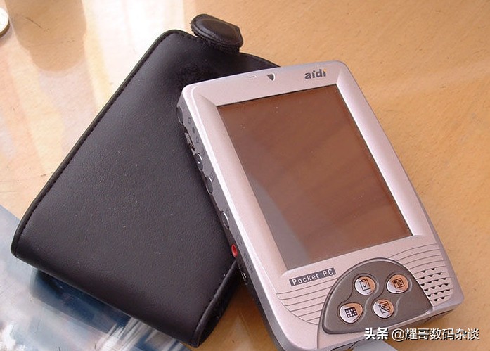 三星与华为用的是一个系统吗,三星和华为旗舰手机