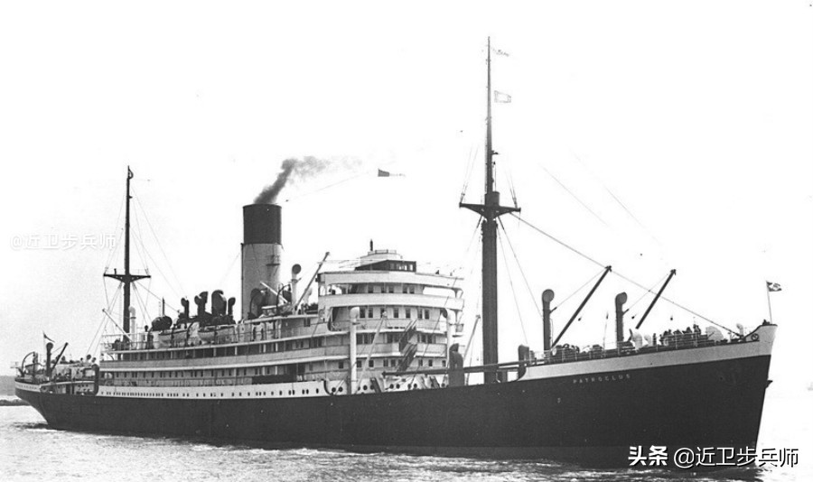 美国驱逐舰大战德国u型潜艇,德军潜艇一小时击败三艘巡洋舰