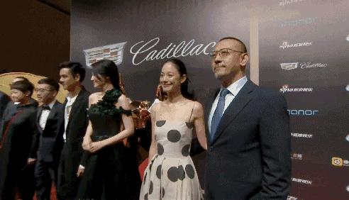 刘亦菲最美体态,如何拥有刘亦菲一样的美背