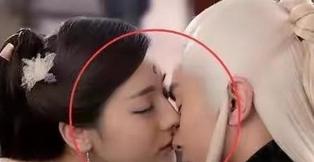 演员拍吻戏时都要准备些什么,女演员拍吻戏需要注意什么