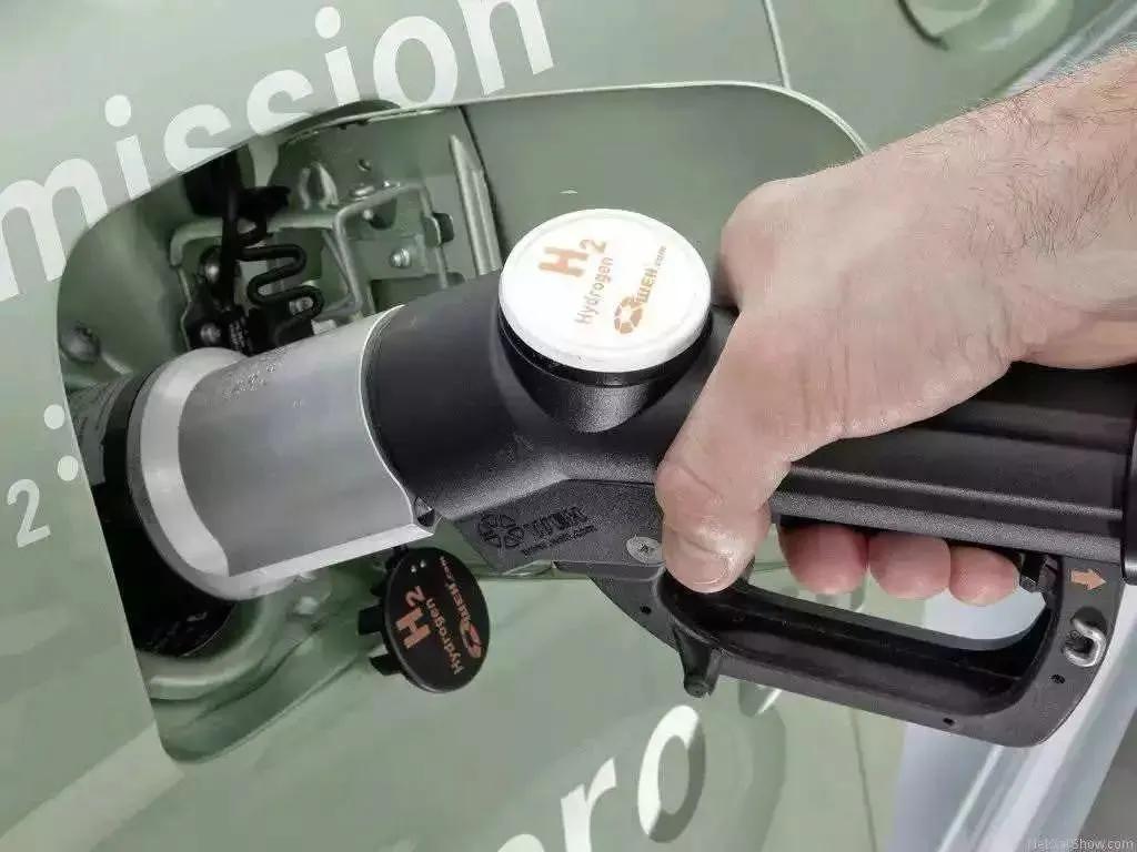 佛吉亚氢燃料汽车,佛吉亚汽配连锁