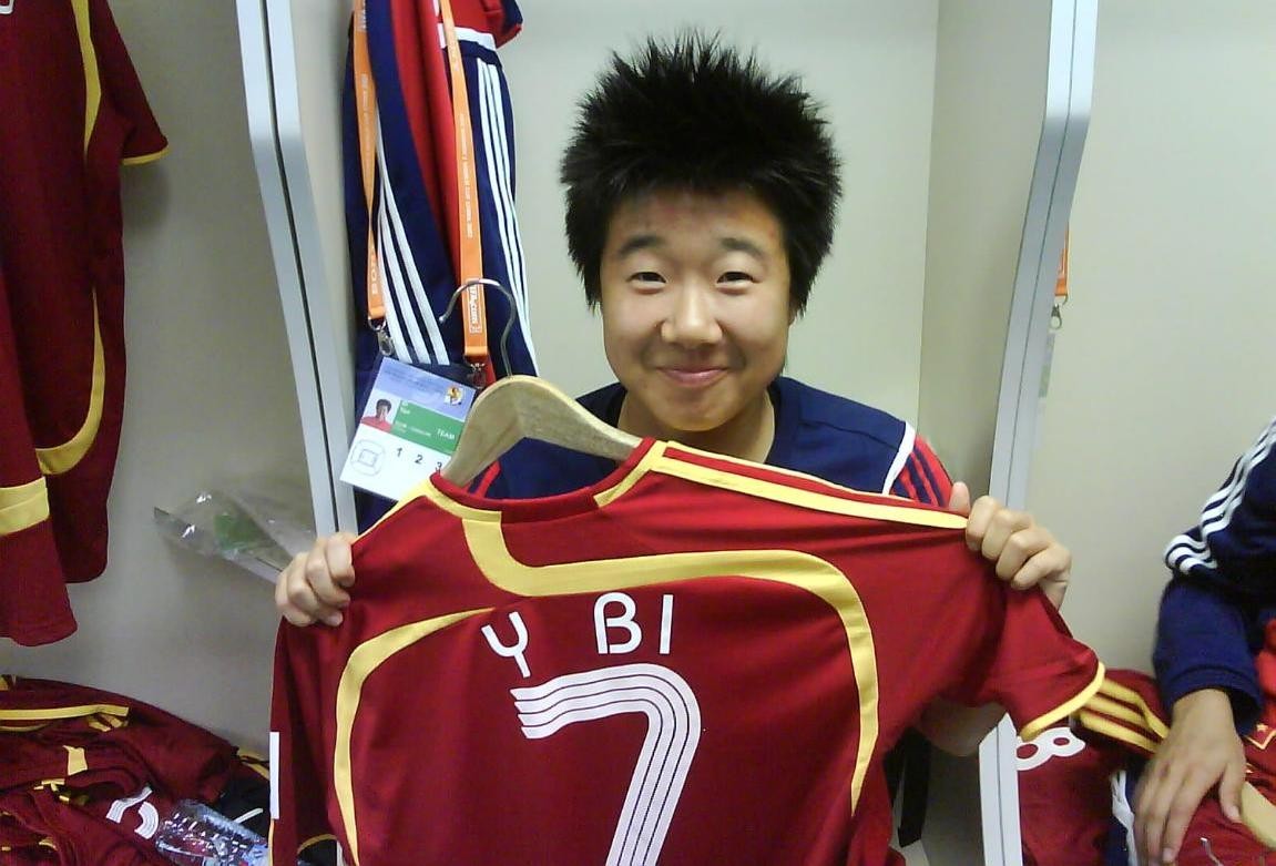 中国女足女篮女排哪个更厉害,中国女排中国女足中国女篮