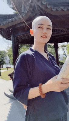 搞笑gif开心一刻满满的正能量,搞笑gif开心每一天