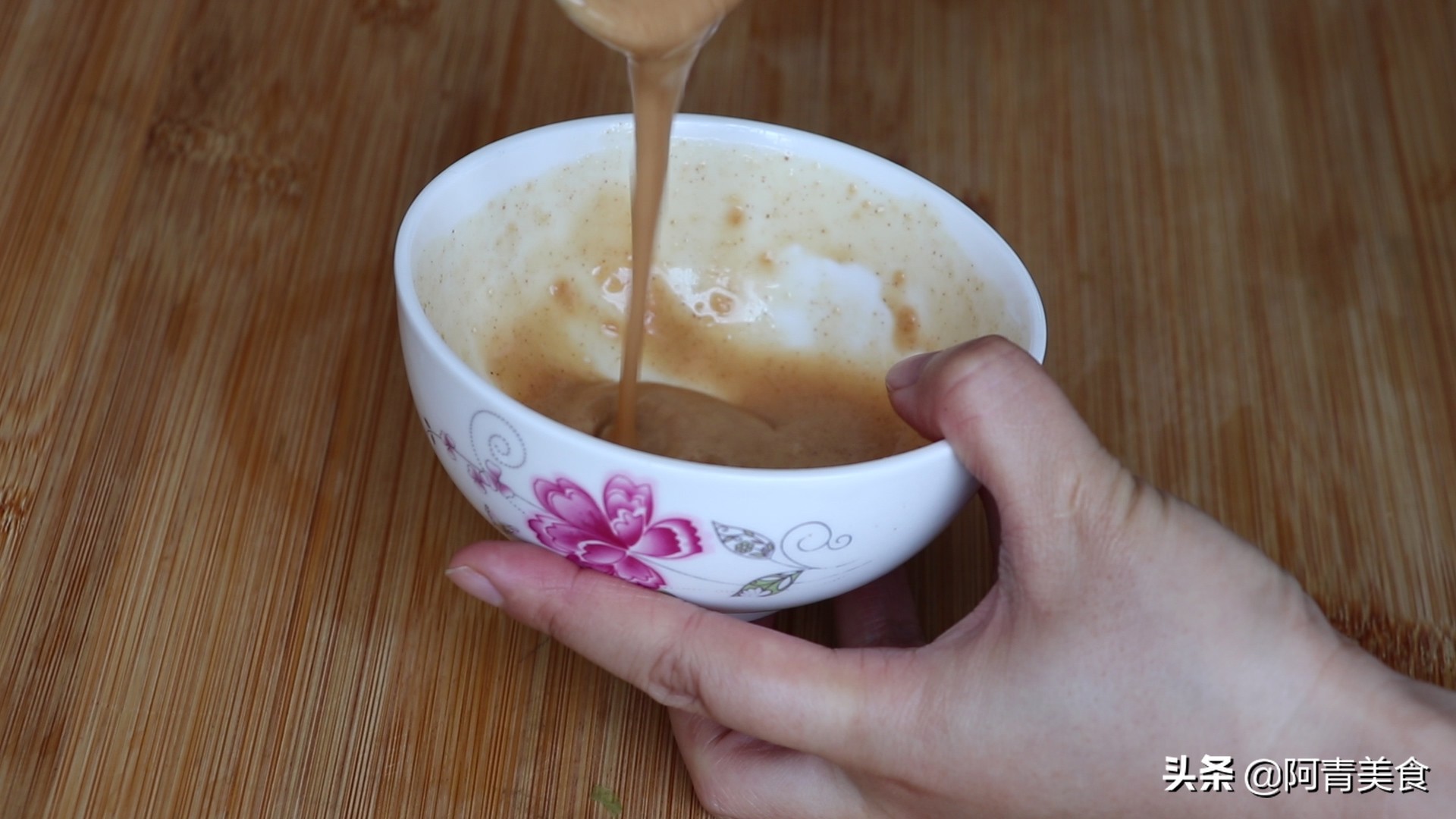 热干面在家自己调料,正宗热干面做法与配菜