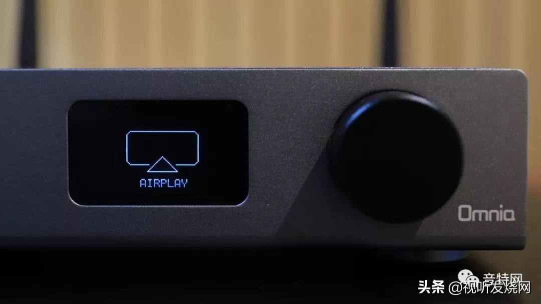 蓝牙接收器？网播？数播？解码（DAC）？前级？ADC？它都是