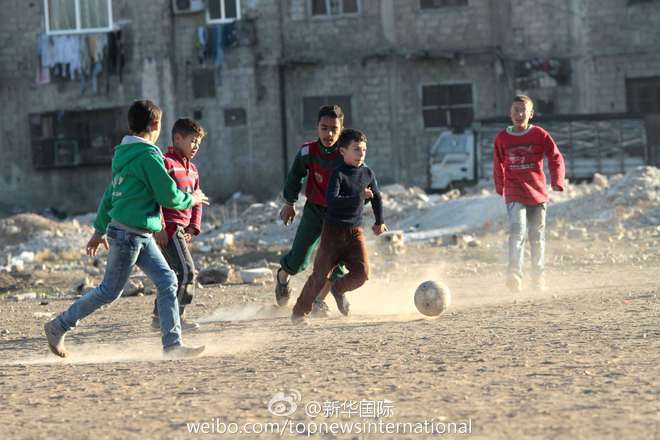 14亿人暴怒的比赛！国足绝望19秒：散步、看戏、中场任人*躏蹂**