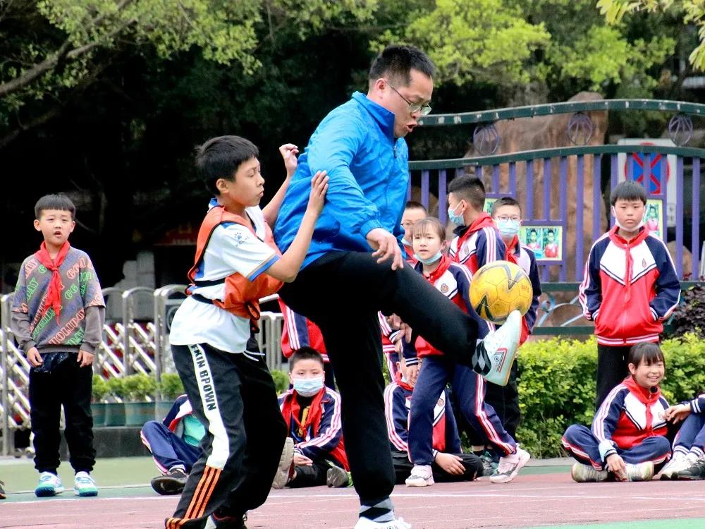 足球比赛大江苑队小学生,2023年大江镇小学生排球比赛