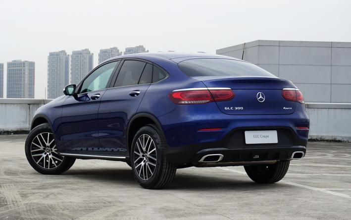 奔驰glc45多少钱,全网首试新一代奔驰glc到底怎么样