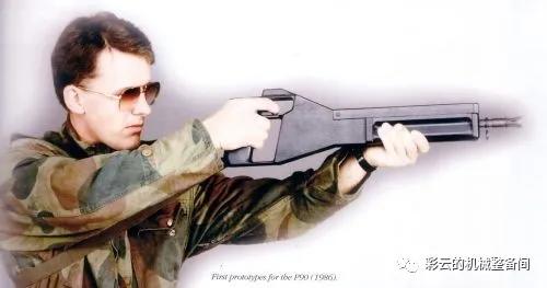 说到PDW你首先想到的就是它——比利时P90单兵自卫*器武**