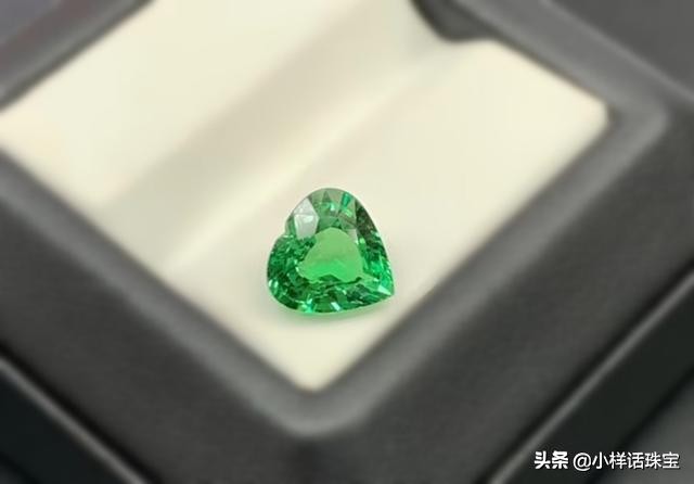 绿宝石各属性排行,沙弗莱和绿宝石区别