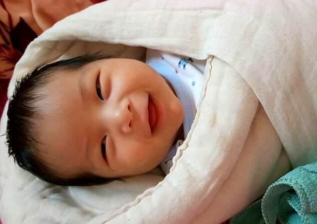 宝宝1-12月的行为表现图解,1-3岁宝宝发育特征