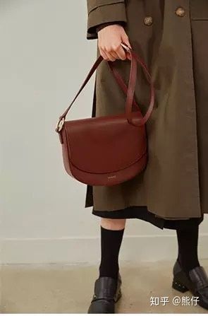 千元包包推荐轻奢20岁,千元小众包包推荐百搭平价