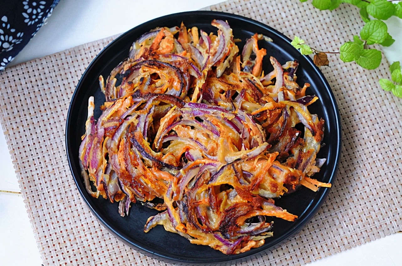 简单好吃的洋葱饼,不加面粉的洋葱饼