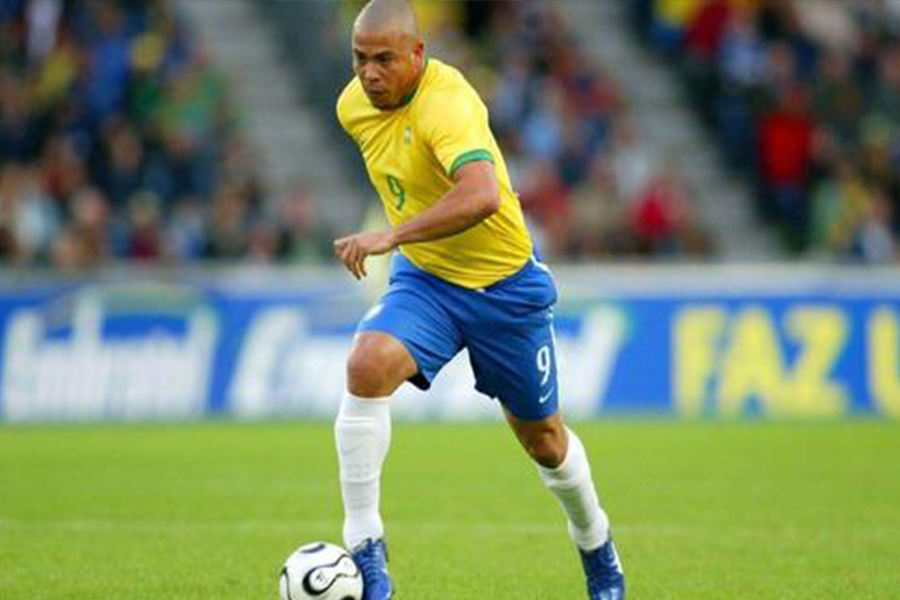 第五人格前锋如何打出优势,小前锋跑位的正确方法与技巧