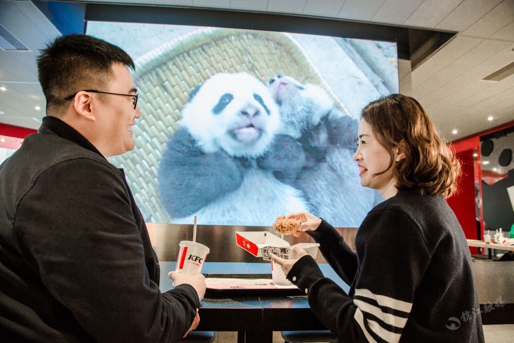 春熙路被评为高品位步行街,春熙路爆红