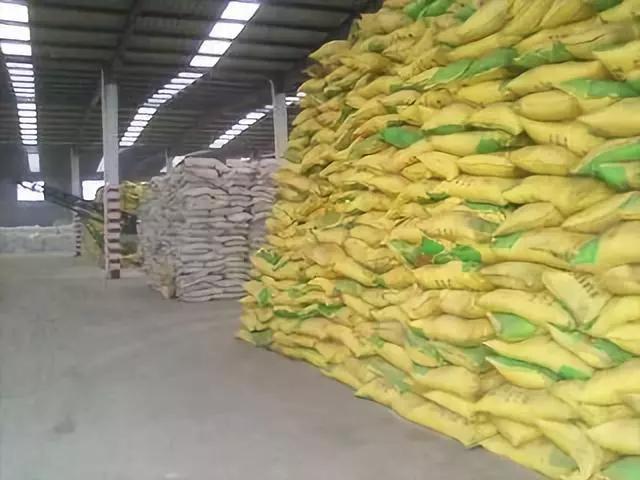 过量磷肥对磷形态的影响,过量施用氮肥有哪些危害