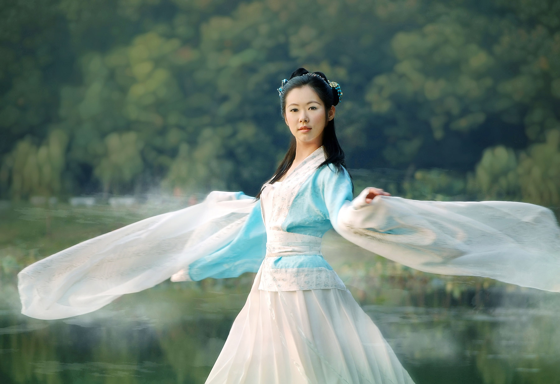 尼康d40机身,尼康第一部数码单反