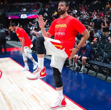 alphadunk偏大吗,hyperdunk2017tb实战测评