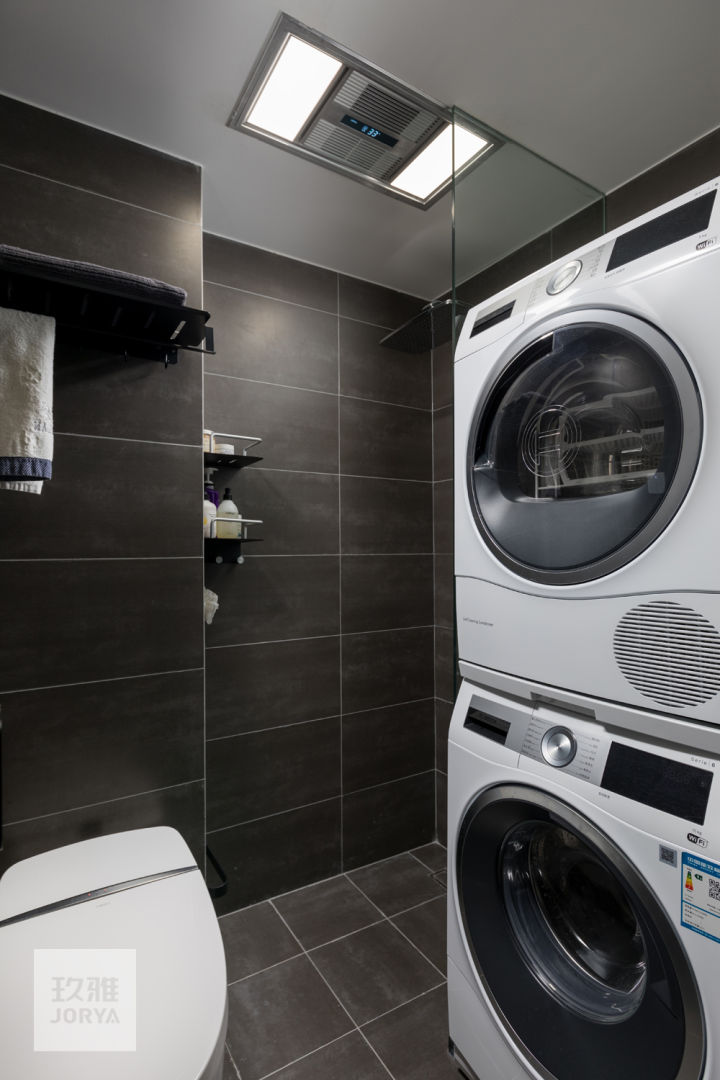 业主把家里收拾的井井有条,美女收拾家干净卫生