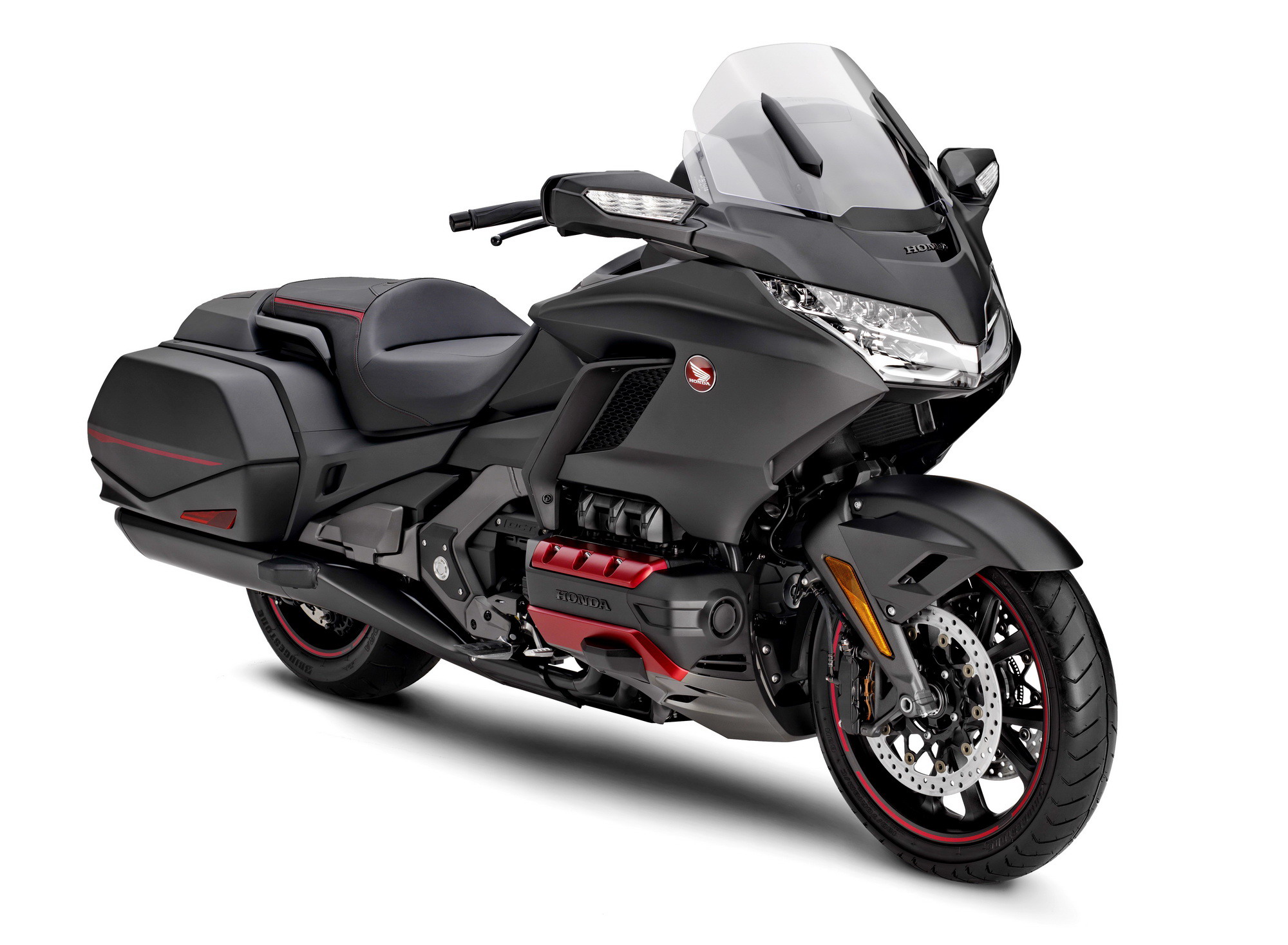 鍗辨満涔嬩笅鐨勫湴鐙变笌澶╁爞,鍗辨満涔嬩笅