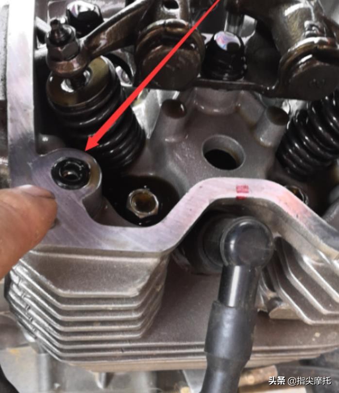 摩托车发动机高温熄火怎么回事,摩托车发动机高温怎么办