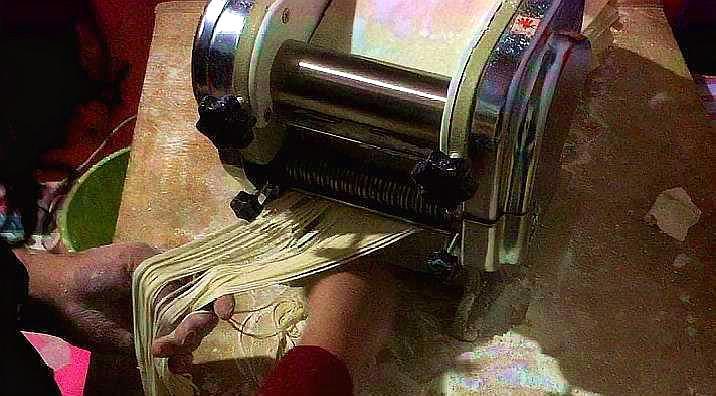 6种面条吃法筋道又爽滑,大年初七吃面条