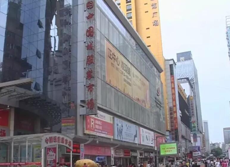 商场nike五折可以买吗,nikeadidas折扣店是真的吗