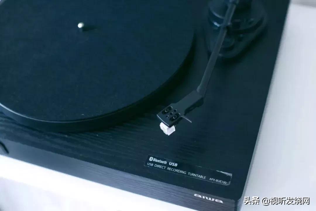 放慢生活步调 黑胶音乐产品成为文青最新消费选项