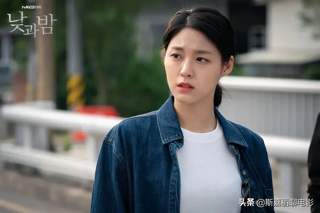 李钟硕消失的黑夜,李钟硕服兵役前机场照片