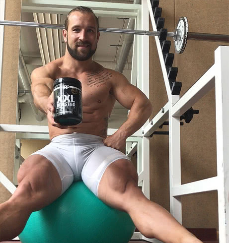 腿围47深蹲100公斤,腿围60深蹲170公斤