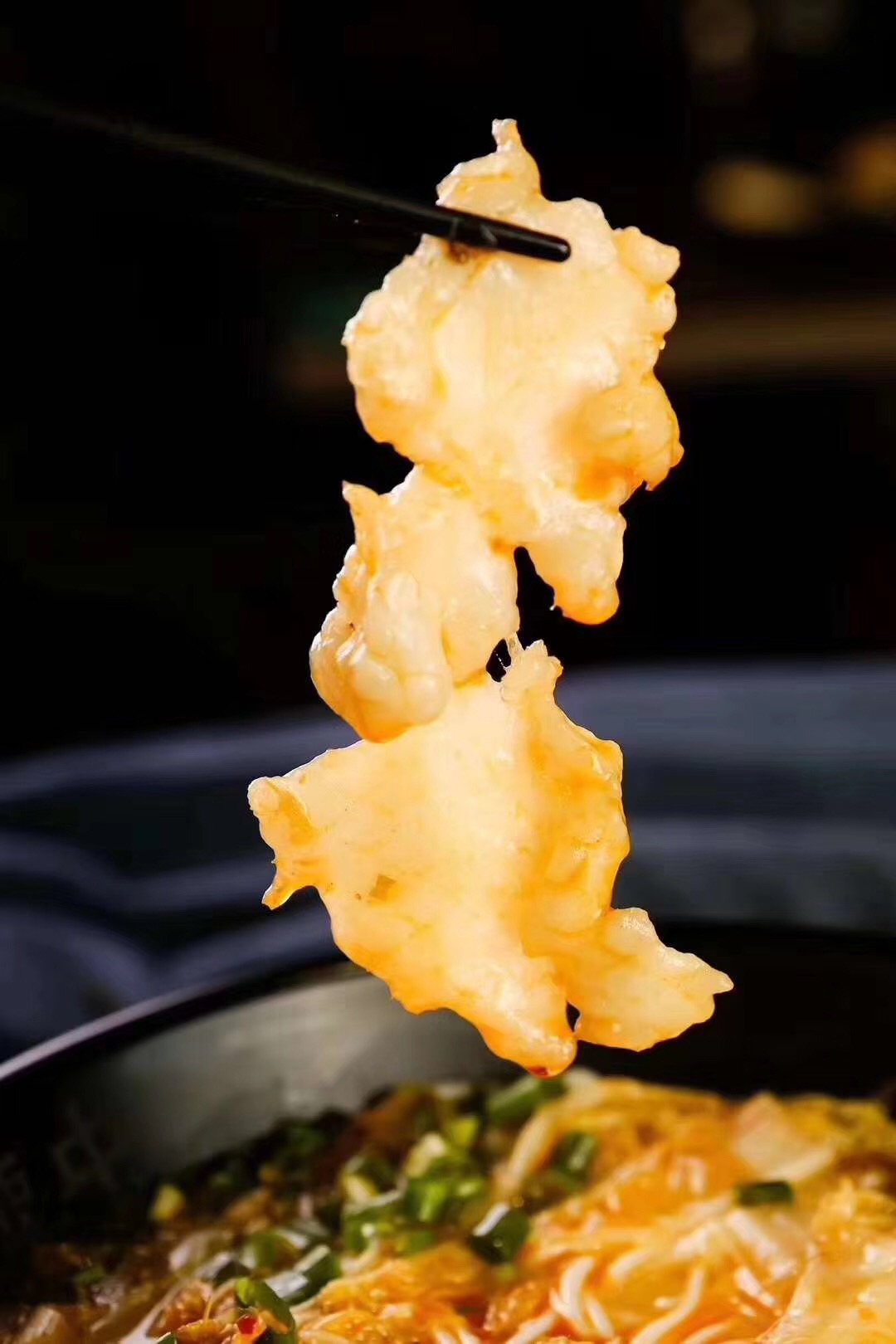 换着花样嗦粉才过瘾，一碗米粉，做出了十多种不同的味觉体验