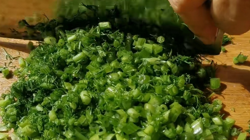 鸡蛋茴香馅包子调料做法,调茴香不能放什么调料