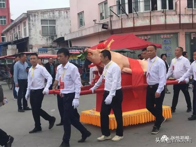 阜南张氏祠堂落成庆典仪式,张氏祠堂唱戏人山人海