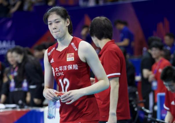 女排强势翻盘,女排上演逆转