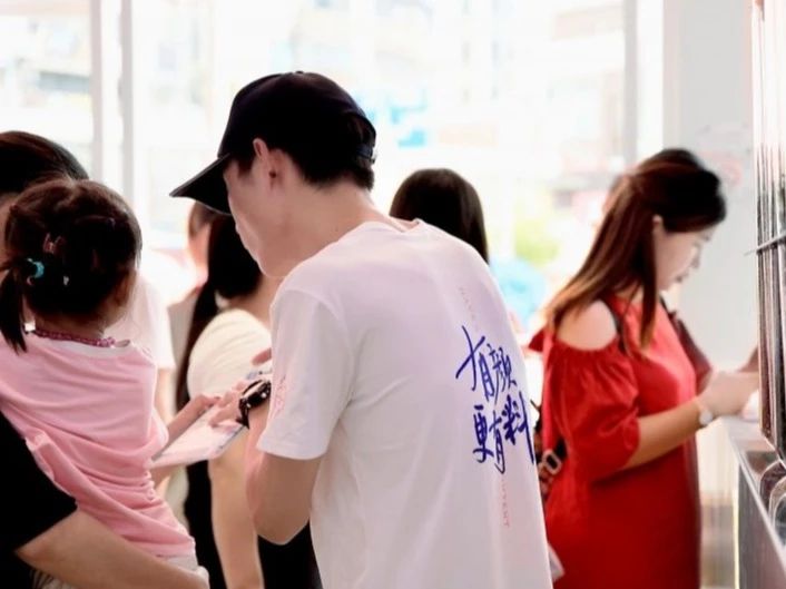 经典案例|董小婉、谭福锅、卢家妈妈……如何炼成爆红品牌？